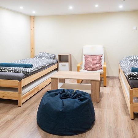 בודפשט Cozy & Quiet Apartment Near Kiraly Street Free Parking, Ac, Perfect For 4 Guests! מראה חיצוני תמונה