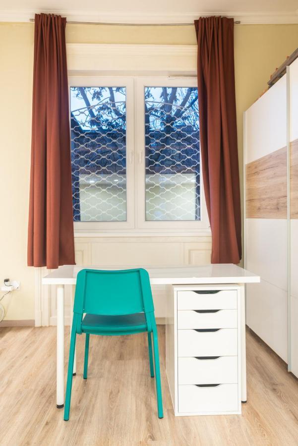 בודפשט Cozy & Quiet Apartment Near Kiraly Street Free Parking, Ac, Perfect For 4 Guests! מראה חיצוני תמונה